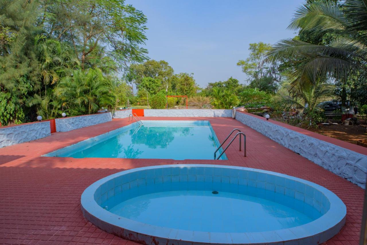 Prajakta Rest House Alībāg Extérieur photo