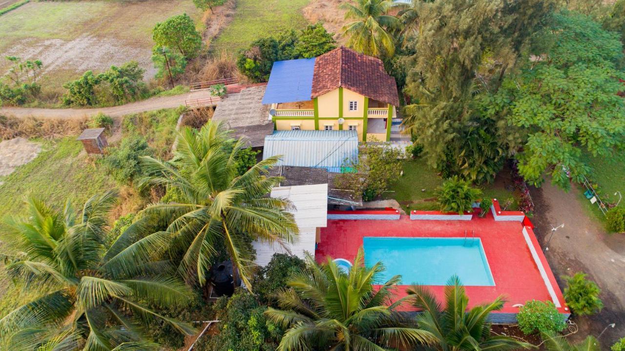 Prajakta Rest House Alībāg Extérieur photo