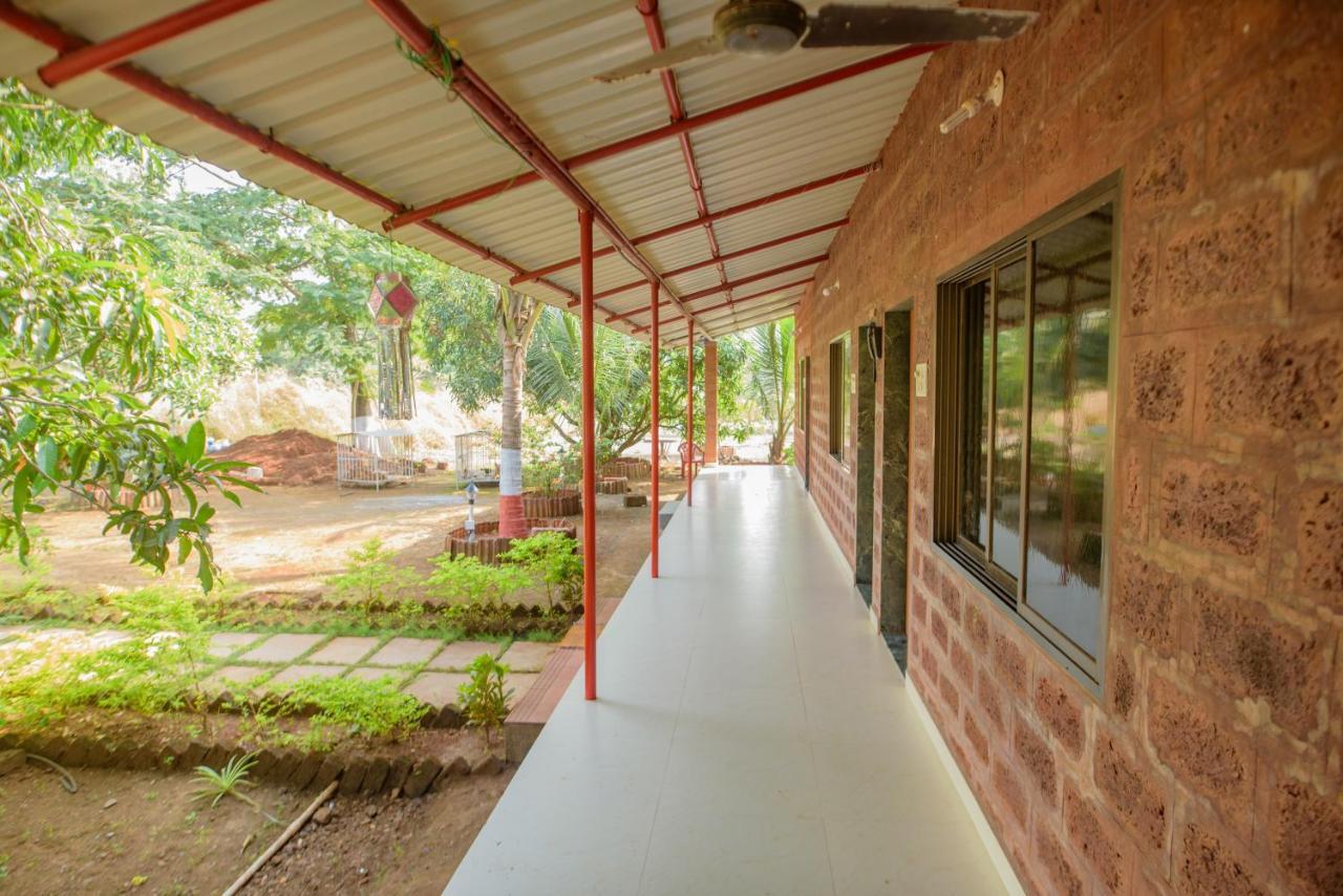 Prajakta Rest House Alībāg Extérieur photo
