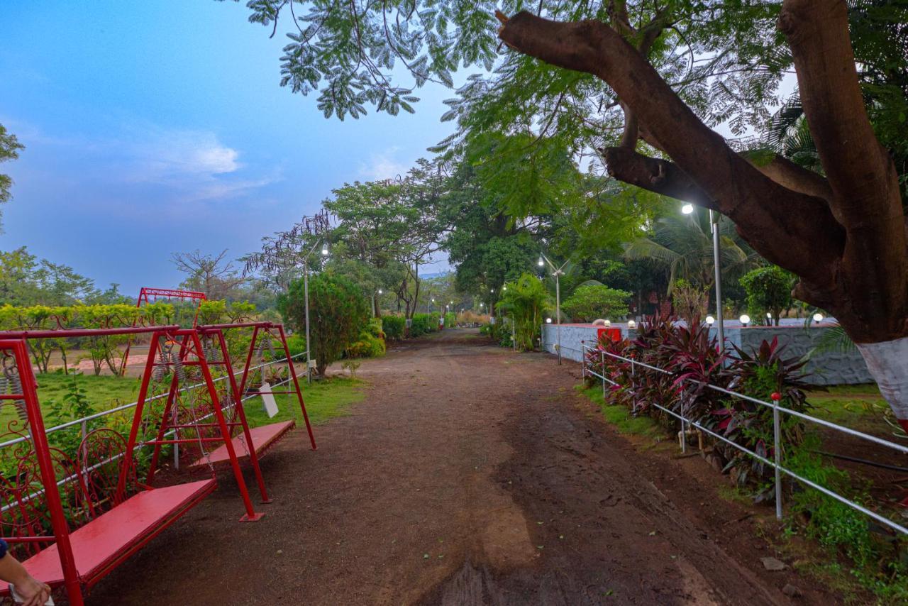 Prajakta Rest House Alībāg Extérieur photo