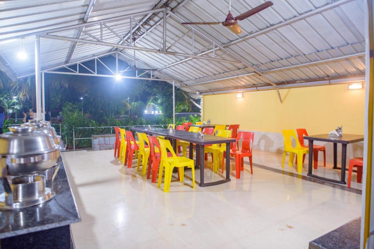 Prajakta Rest House Alībāg Extérieur photo