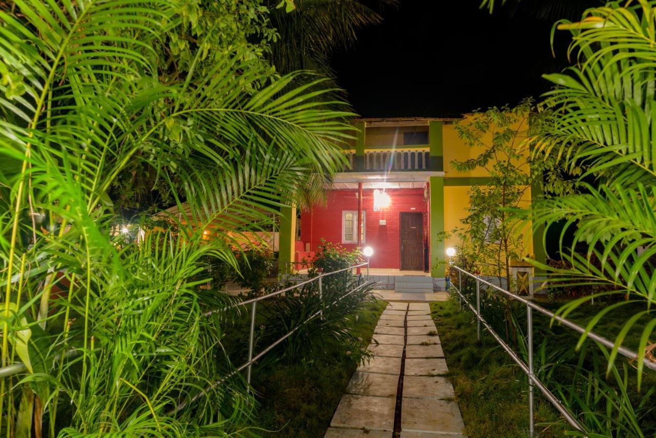 Prajakta Rest House Alībāg Extérieur photo