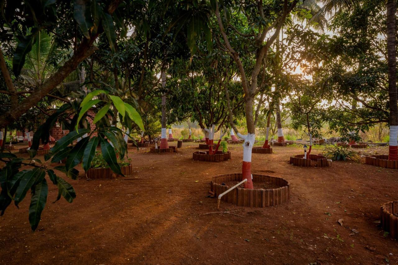 Prajakta Rest House Alībāg Extérieur photo