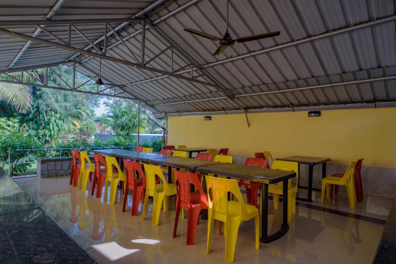 Prajakta Rest House Alībāg Extérieur photo